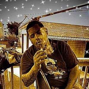 Meet your Posher, Jayjay